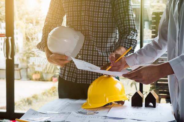 مقاولات عامة بين الخبرة التقليدية والحلول الرقمية الحديثة